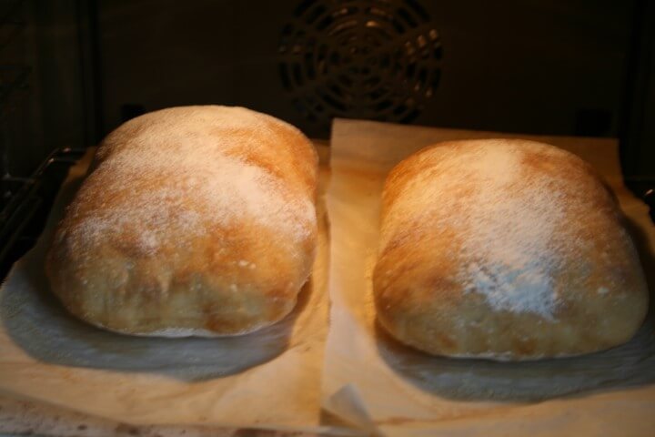 מראה מבחוץ על הלחמים