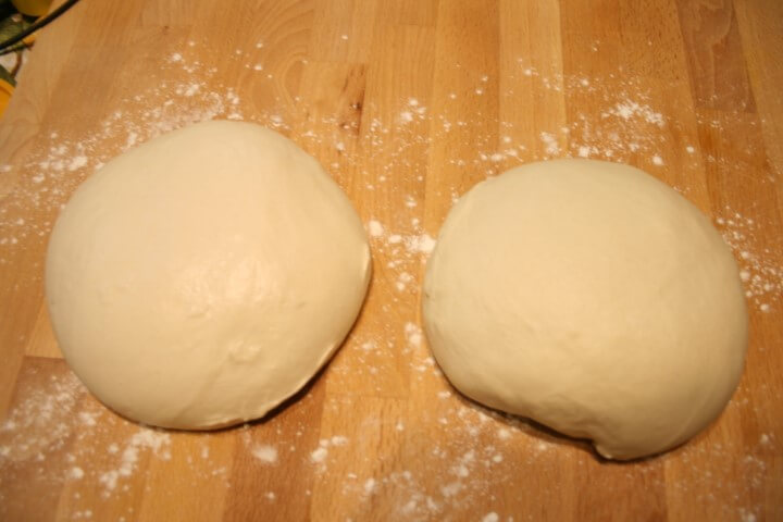 הקמח של king arthur יותר דביק