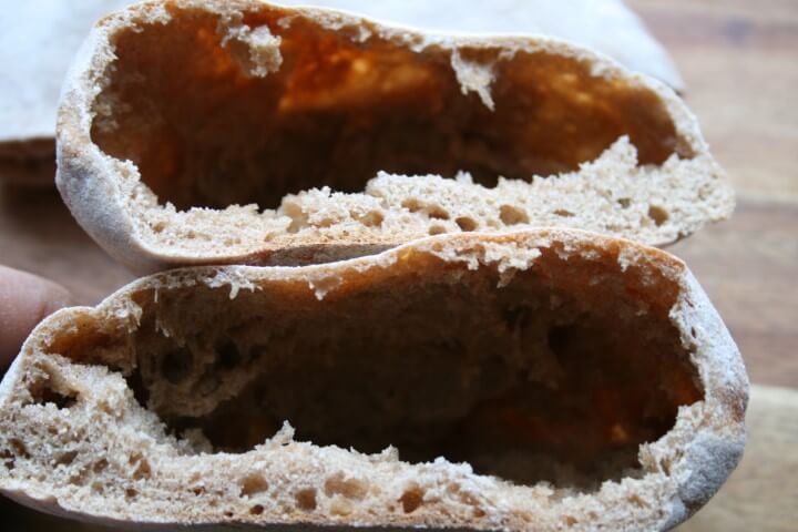 פיתות מחמצת