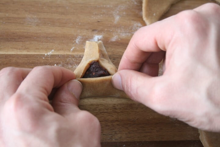 הצמדת תחתית אוזן ההמן