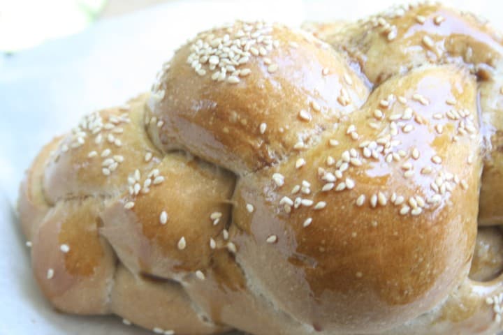 חלה טבעונית מזוגגת